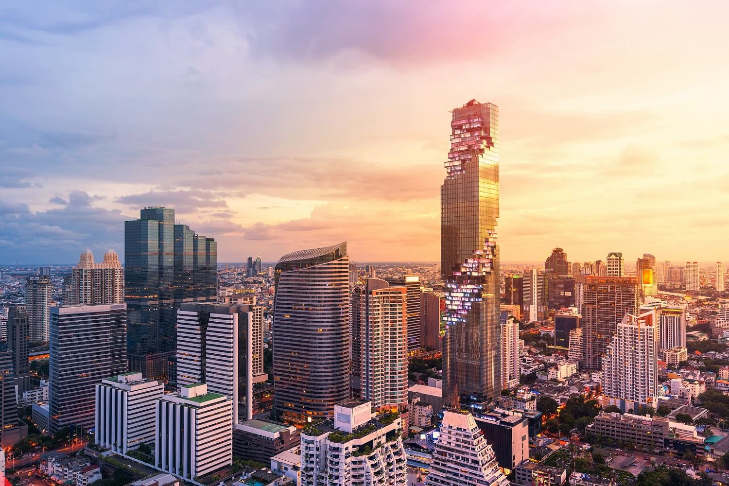 King Power Mahanakhon - Building